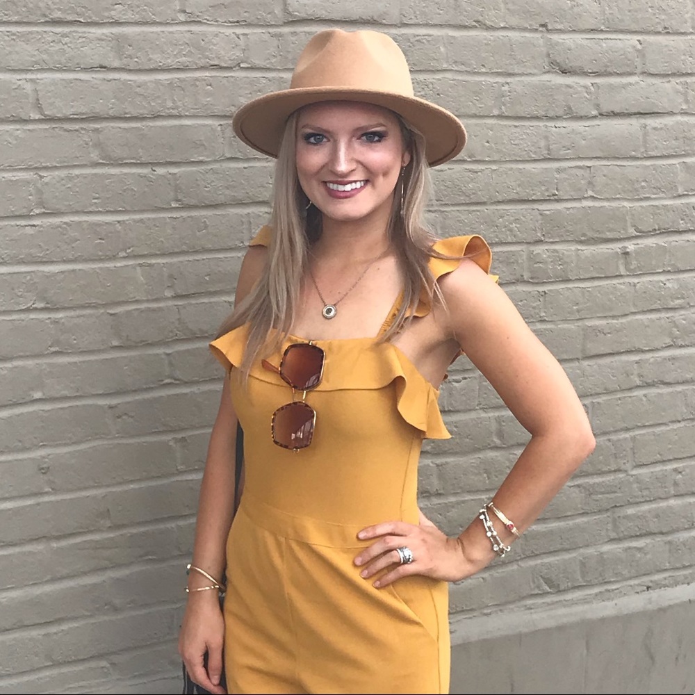 Meet your Posher, Nikki